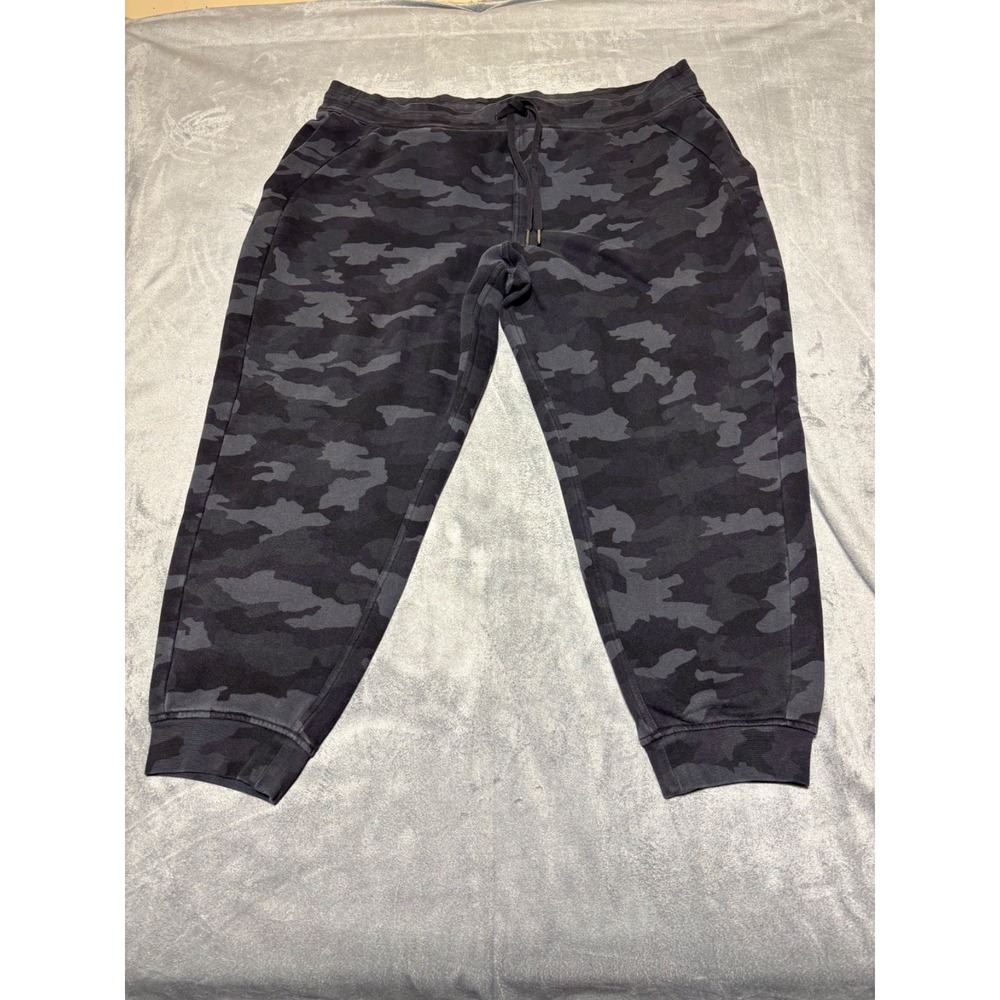Lululemon Womens 20 Black Camo Scuba High Rise Fleece Lined Jogger W5DHGS